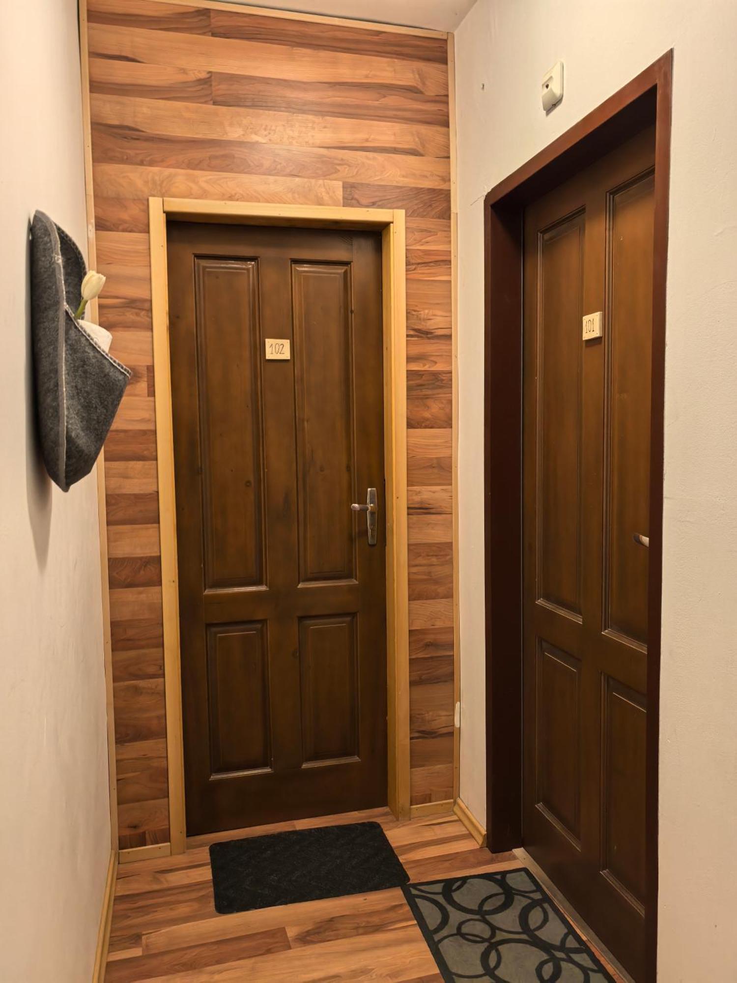 4 Rooms Plovdiv Buitenkant foto
